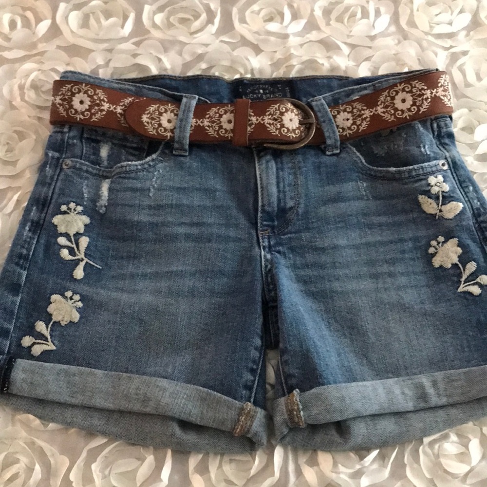 Lucky Brand Jean Shorts with Leather Belt XS NEW